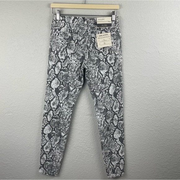 NWT DL1961 Chloe Skinny in Pattern - Picture 1 of 7